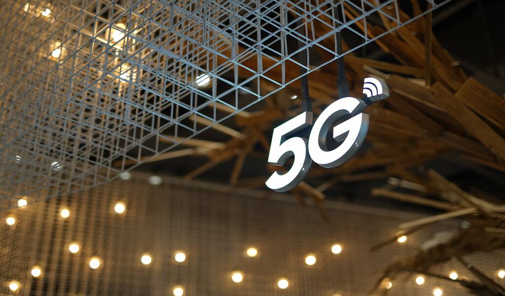 The country is set to take a major step toward the 5G era with its biggest-ever spectrum auction starting on 26 July, the bidding will begin at 10 am and continue until 6 pm.  Four entities — Reliance Jio, Bharti Airtel, Vodafone Idea, and Adani Data Networks, a subsidiary of the Adani Group are scheduled to bid for the 72,000 MHz under nine bands up for sale with a validity period of 20 years. The Union Cabinet approved the auction on June 15 and allowed non-telecom service providers to bid for spectrum.  Reliance Jio has made an EMD of Rs 14,000 crore, compared to Rs 5,500 crore by Bharti Airtel, Rs 2,200 crore by Vodafone Idea, and Rs 100 crore by the Adani Group.  CheckBrand Digital Brand Analysis for the four companies for the past 7 days: